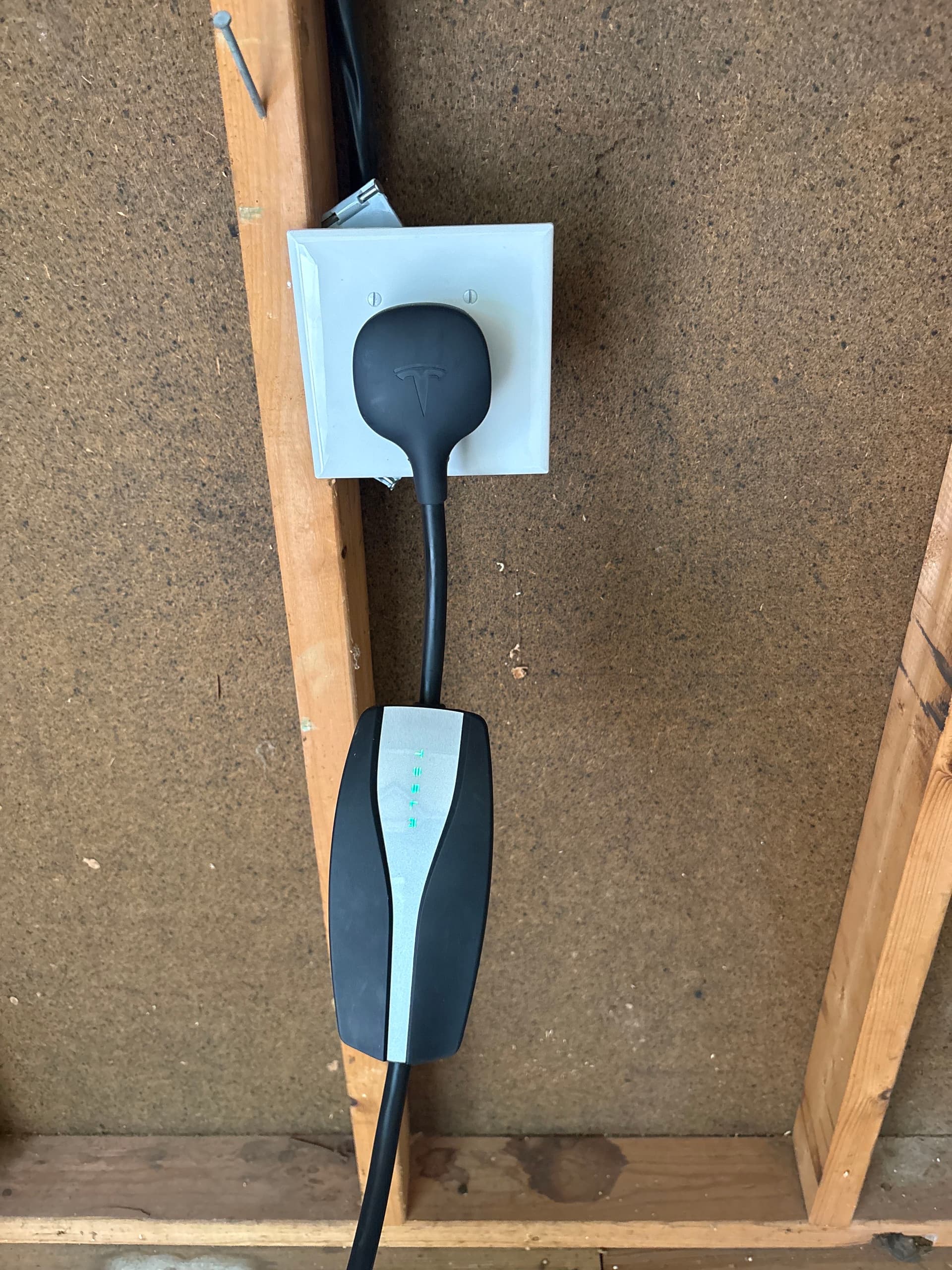 Gallery photos for Tesla Owner Gets a Proper Level 2 Home Charging Setup: Image #1